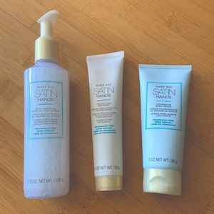 Mary Kay Satin Hands set